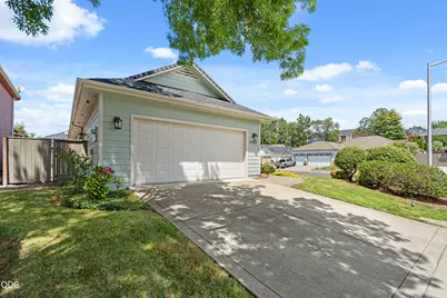 2783 Parkwood Village Lane, Central Point, OR 97502 - Photo 4