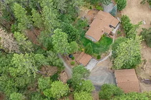 135 Rolling Hills Dr, Grants Pass, OR 97526 - Photo 52