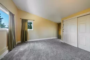 1000 Ivy Ln, Ashland, OR 97520 - Photo 28