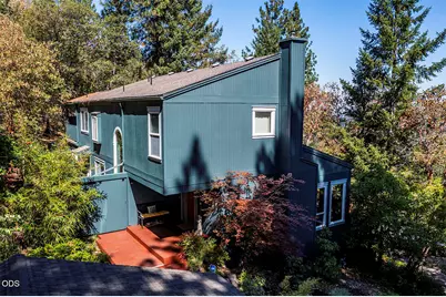 1000 Ivy Lane, Ashland, OR 97520 - Photo 1