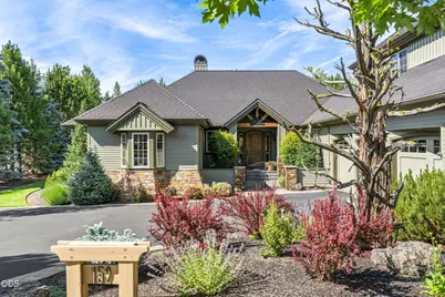 152 NW Champanelle Way, Bend, OR 97703 - Photo 2