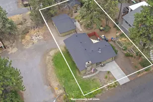 669 NE Lafayette Ave, Bend, OR 97701 - Photo 2