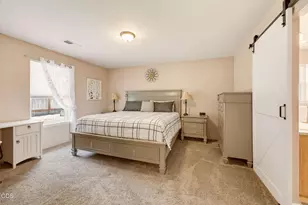 1003 SE Grandview Ave, Grants Pass, OR 97527 - Photo 18