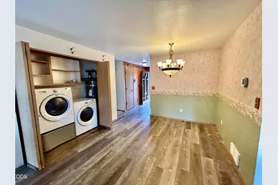 2807 Hammer Court, Medford, OR 97501 - Photo 8