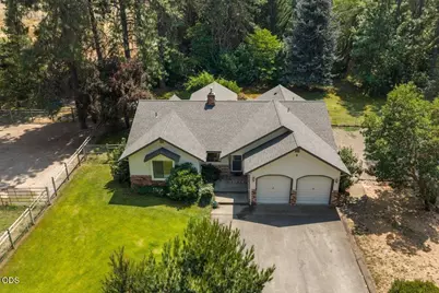 4809 E Evans Creek Road, Rogue River, OR 97537 - Photo 30