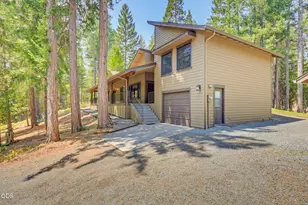 2280 Queens Branch Rd, Rogue River, OR 97537 - Photo 2