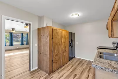 506 W Clark Street, Medford, OR 97501 - Photo 12