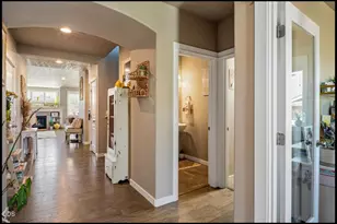 4594 SW Volcano View Way, Redmond, OR 97756 - Photo 6