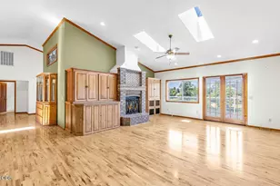 1282 Shady Ln, Grants Pass, OR 97527 - Photo 18