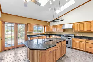 1282 Shady Ln, Grants Pass, OR 97527 - Photo 28
