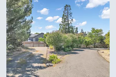 1282 Shady Lane, Grants Pass, OR 97527 - Photo 58