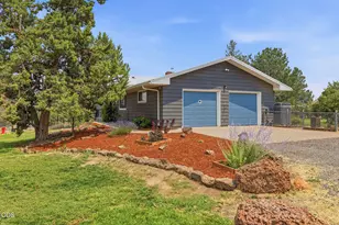 304 SE Crestview Ln, Madras, OR 97741 - Photo 4