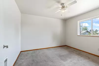 2943 SW Pumice Place, Redmond, OR 97756 - Photo 12