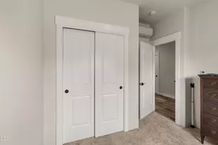 692 Kaitlin Ln, Medford, OR 97501 - Photo 20