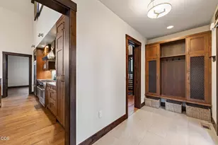 19374 Bonney Ln, Bend, OR 97702 - Photo 18