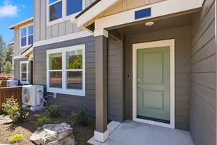 61209 Parrell Rd, Bend, OR 97702 - Photo 2
