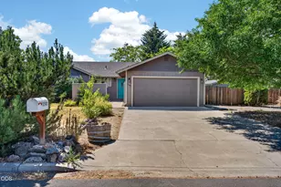 1545 SW 17th St, Redmond, OR 97756 - Photo 2