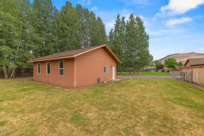 2640 Nile Street, Klamath Falls, OR 97603 - Photo 48