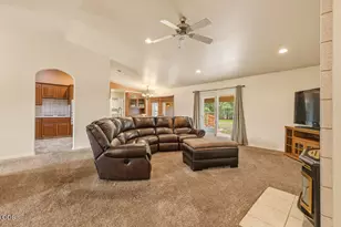2640 Nile St, Klamath Falls, OR 97603 - Photo 12