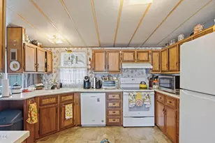 1405 Willow Ln, Grants Pass, OR 97527 - Photo 14