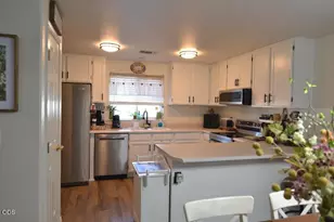 450 St Clair Way, Eagle Point, OR 97524 - Photo 6