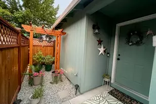 450 St Clair Way, Eagle Point, OR 97524 - Photo 2