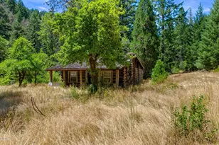 13245 Caves Hwy, Cave Junction, OR 97523 - Photo 10