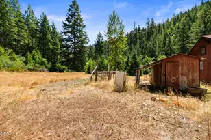 13245 Caves Hwy, Cave Junction, OR 97523 - Photo 16