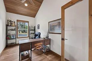 17121 Merganser Dr, Bend, OR 97707 - Photo 30