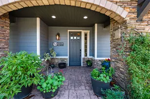 63109 Turret Ct, Bend, OR 97701 - Photo 2