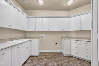 4459 Old Stage Road, Central Point, OR 97502 - Photo 36