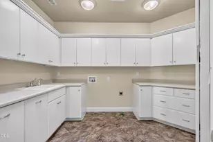 4459 Old Stage Rd, Central Point, OR 97502 - Photo 36