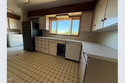 705 Doty Street, Klamath Falls, OR 97601 - Photo 8