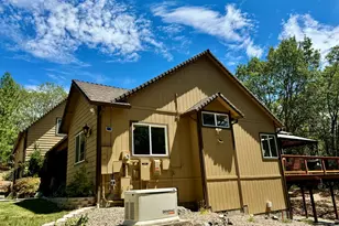 155 El Camino Way, Grants Pass, OR 97526 - Photo 36