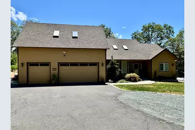 155 El Camino Way, Grants Pass, OR 97526 - Photo 1