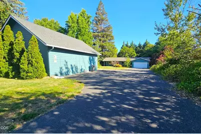 533 NW Midland Avenue, Grants Pass, OR 97526 - Photo 2