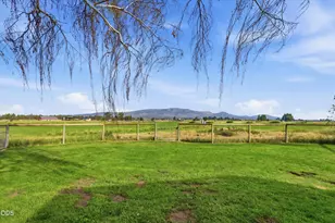4799 SW Williams Rd, Powell Butte, OR 97753 - Photo 40