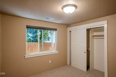 2196 Crestbrook Road, Medford, OR 97504 - Photo 22