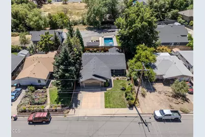 2196 Crestbrook Road, Medford, OR 97504 - Photo 2