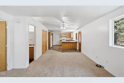 560 Schumacher Street, Cave Junction, OR 97523 - Photo 10