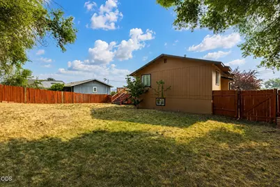 136 SE G Street, Madras, OR 97741 - Photo 26