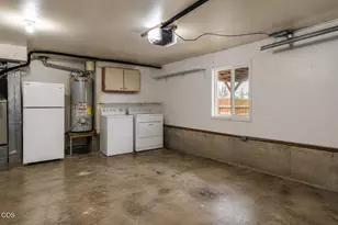136 SE G St, Madras, OR 97741 - Photo 22