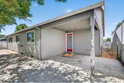 372 Sandi Way, Eagle Point, OR 97524 - Photo 22