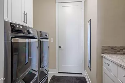 2541 NW Pine Terrace Drive, Bend, OR 97703 - Photo 18