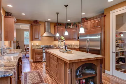 9530 S F Little Butte Road, Eagle Point, OR 97524 - Photo 28