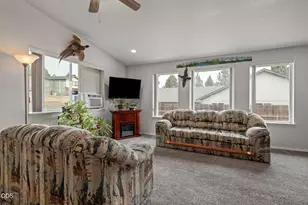 11431 NW Morrow Ave, Prineville, OR 97754 - Photo 4