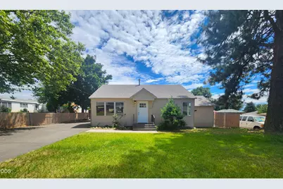 5038 Shasta Way, Klamath Falls, OR 97603 - Photo 1