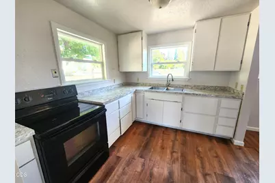 5038 Shasta Way, Klamath Falls, OR 97603 - Photo 18