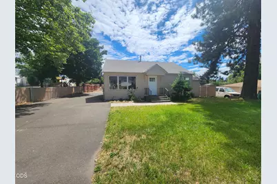 5038 Shasta Way, Klamath Falls, OR 97603 - Photo 2