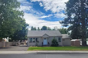 5038 Shasta Way, Klamath Falls, OR 97603 - Photo 4